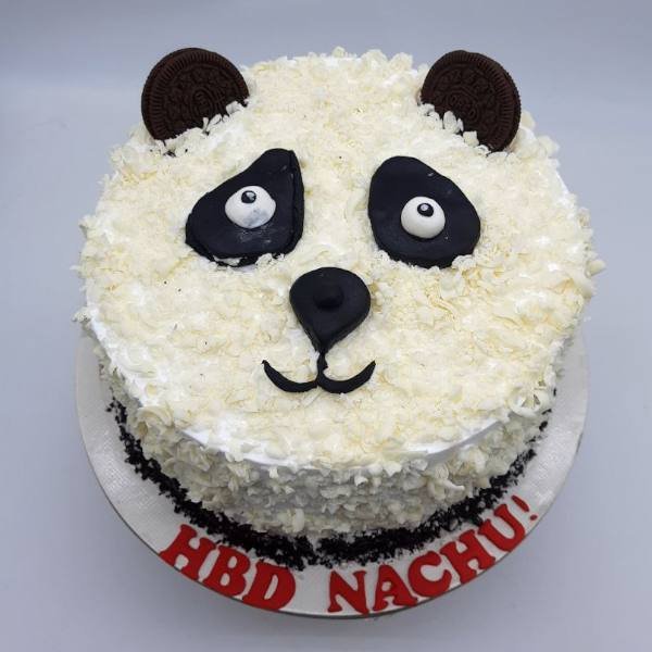 Panda cake Birthday - Decorated Cake by Donatella - CakesDecor