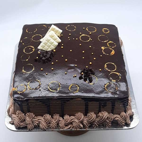 Chocolate-newyear-cake